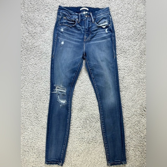 Good American Jeans Womens 2 Good Legs Crop Style GLC113T Distressed Holes - Picture 1 of 3